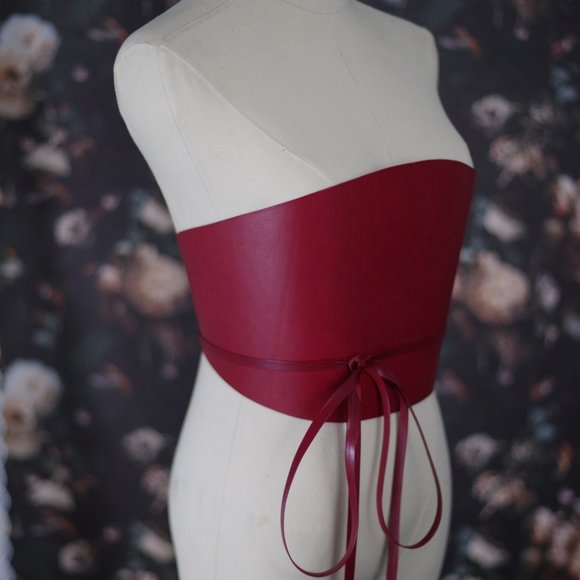 Dehanche Inspired Vachetta Leather Corset Belt with Thin Tie Straps - Picture 4 of 16